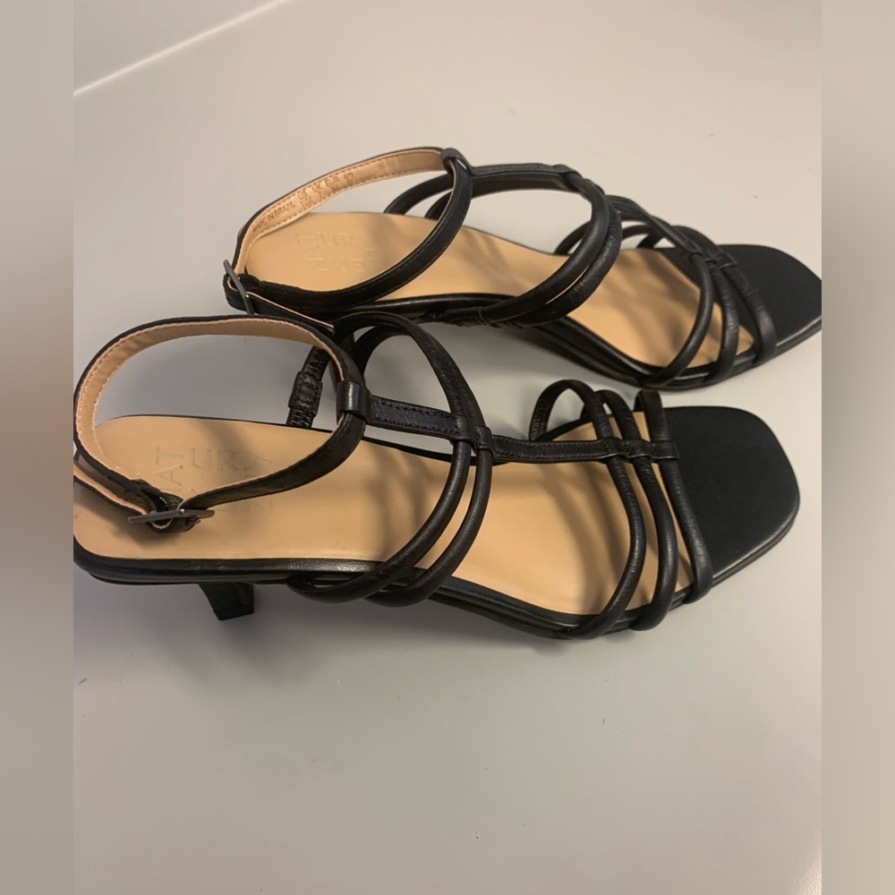 Naturalizer Womens Size 10 Starla Leather T-Strap Heels Black